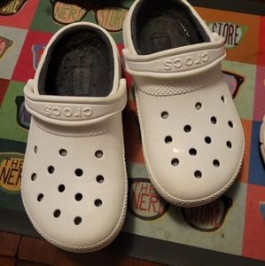 Crocs size 6